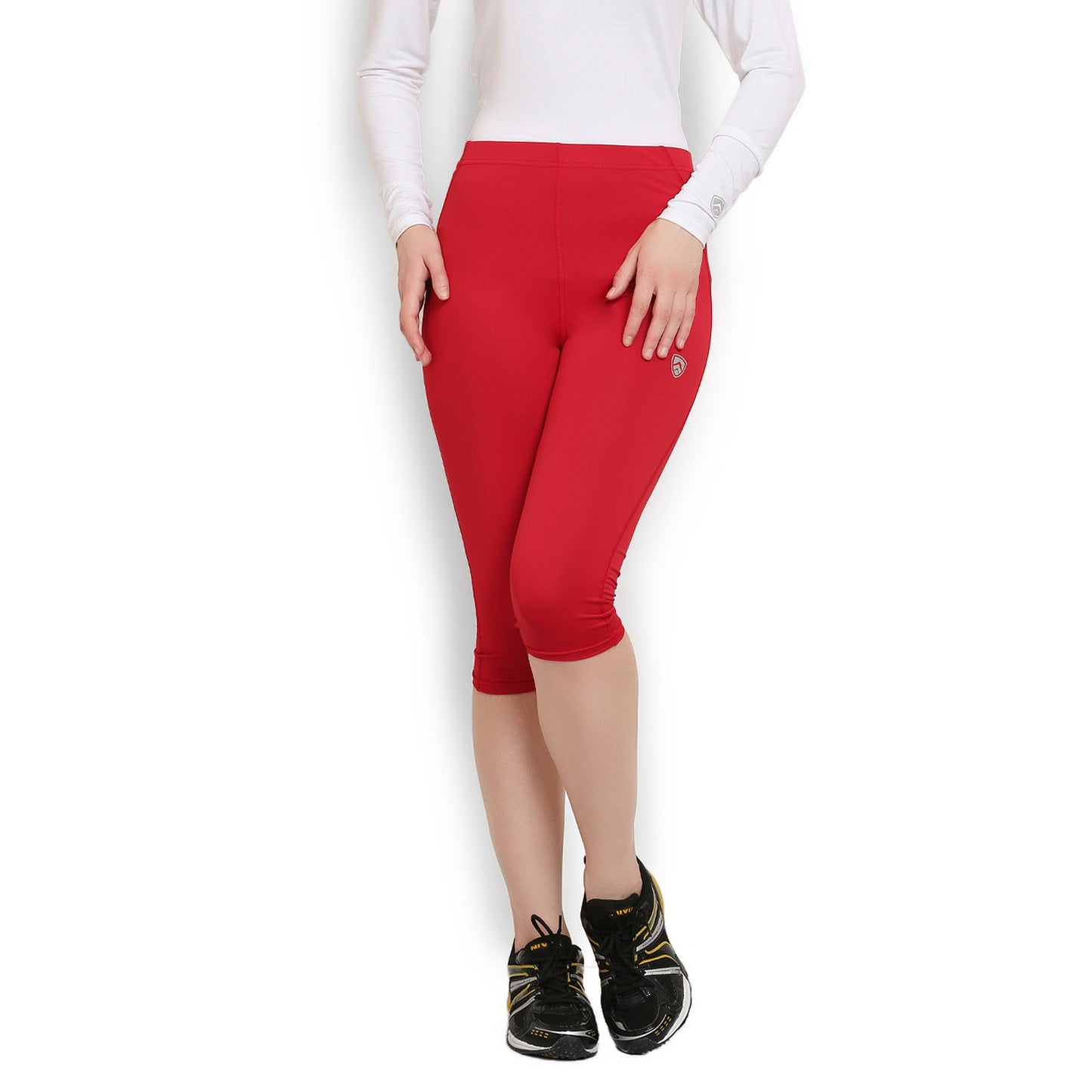 ARMR Women RED SKYN 3/4th Capris